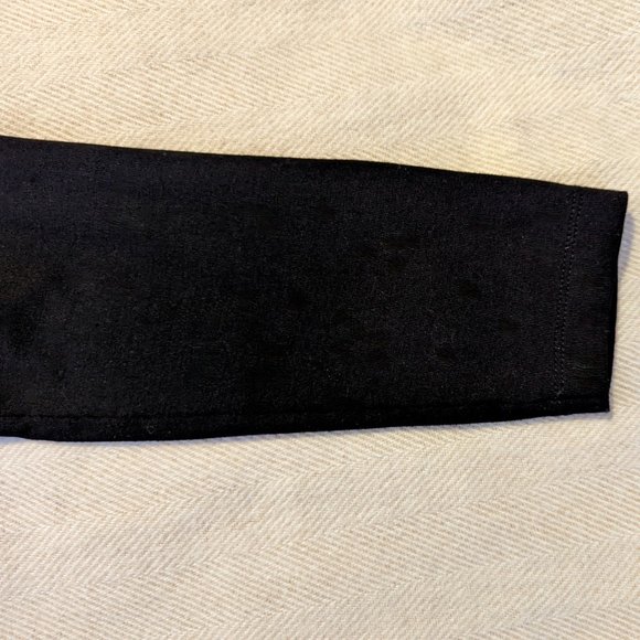 EUC Isabella Oliver Long Sleeve Tie-Front Maternity Shirt (Black) - Picture 8 of 12